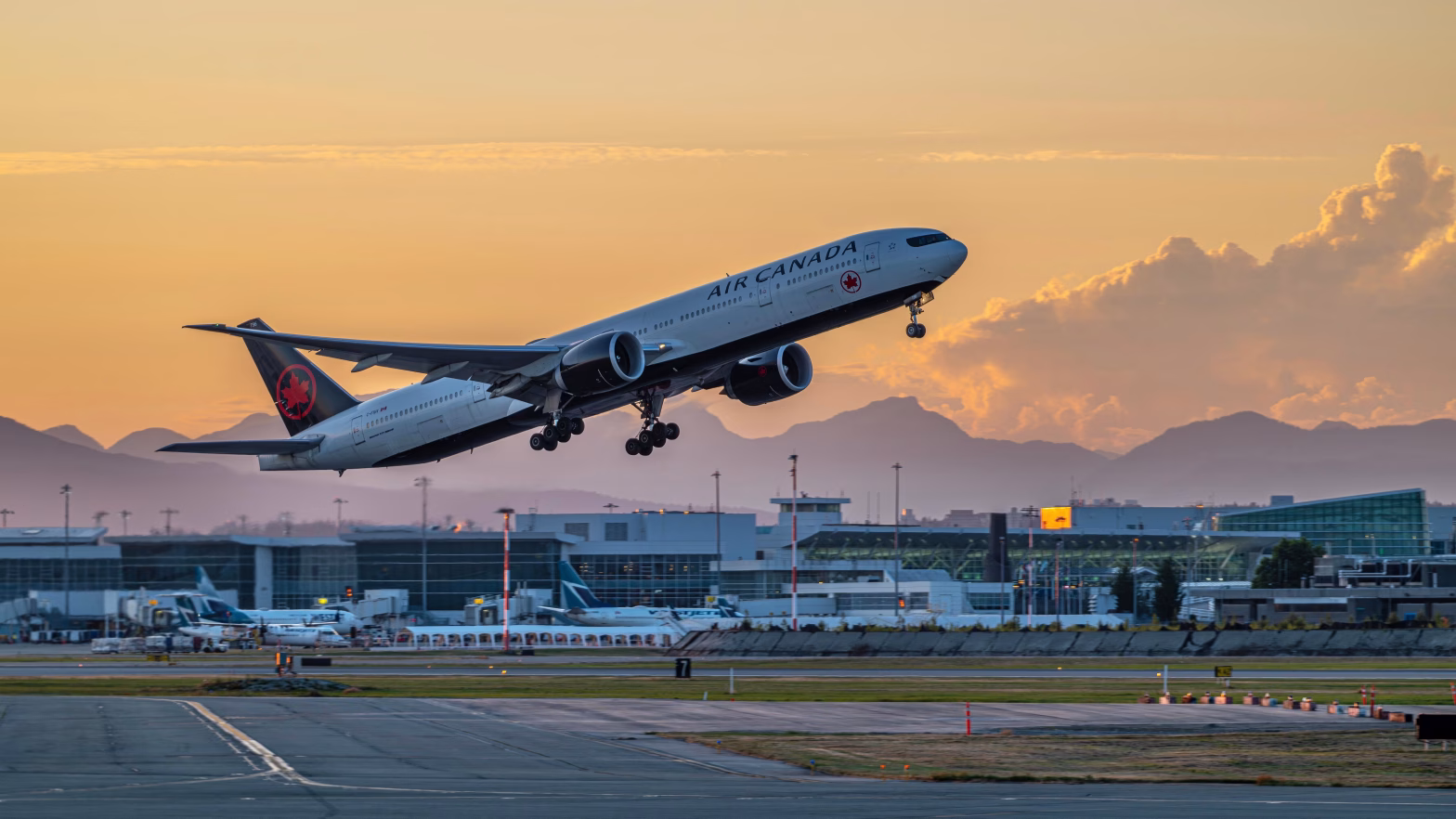 Flight route between Los Angeles and Vancouver along the West Coast